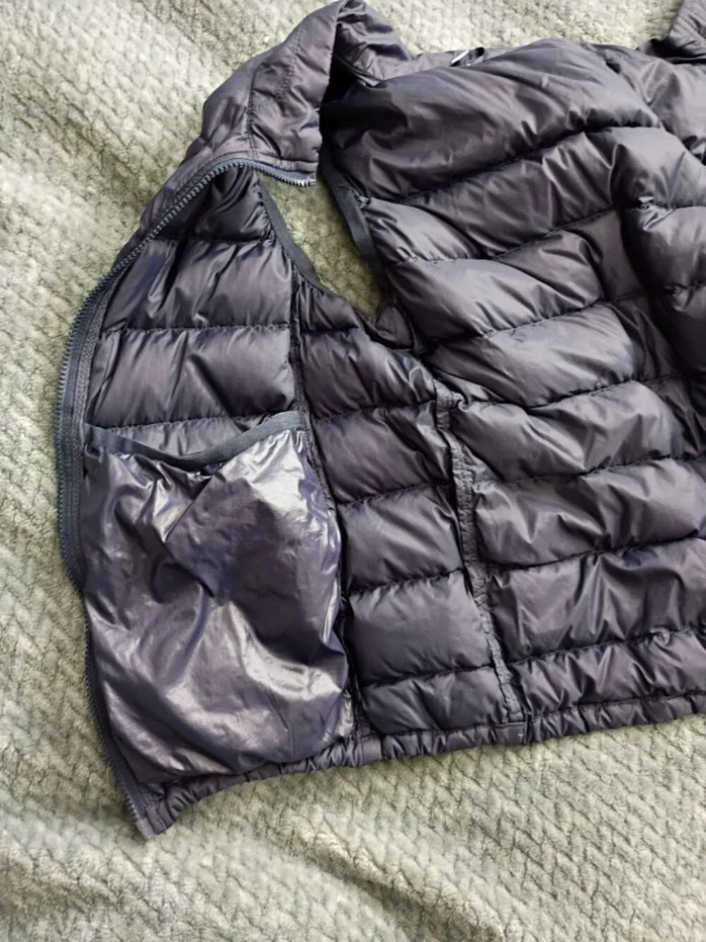 MUJI Kids Lightweight Puffer Vest – Size 120 (Navy)